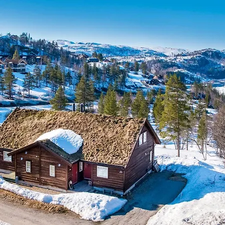 Three-bedroom Holiday *